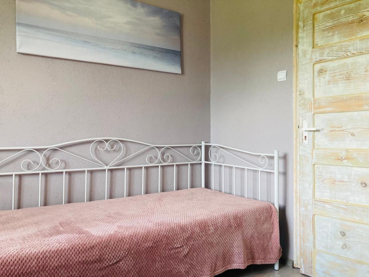 Pie Oskara Leilighet Kolka Eksteriør bilde